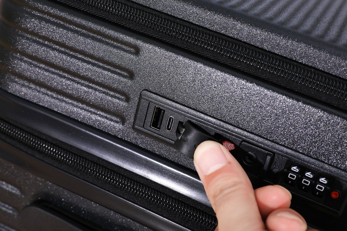 USB Port - with Cup Holder -
