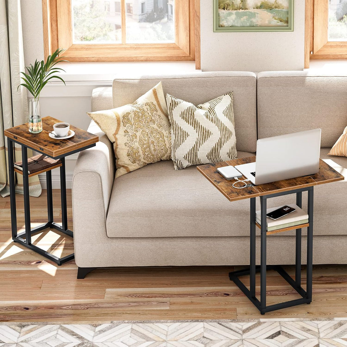 Signature Home C-Vormige Bijzettafel – Opvouwbare Sofa Tafel met Opbergplank – Smalle Salontafel & Snacktafel – Bedtafel voor Woonkamer en Slaapkamer – Ruimtebesparend Design