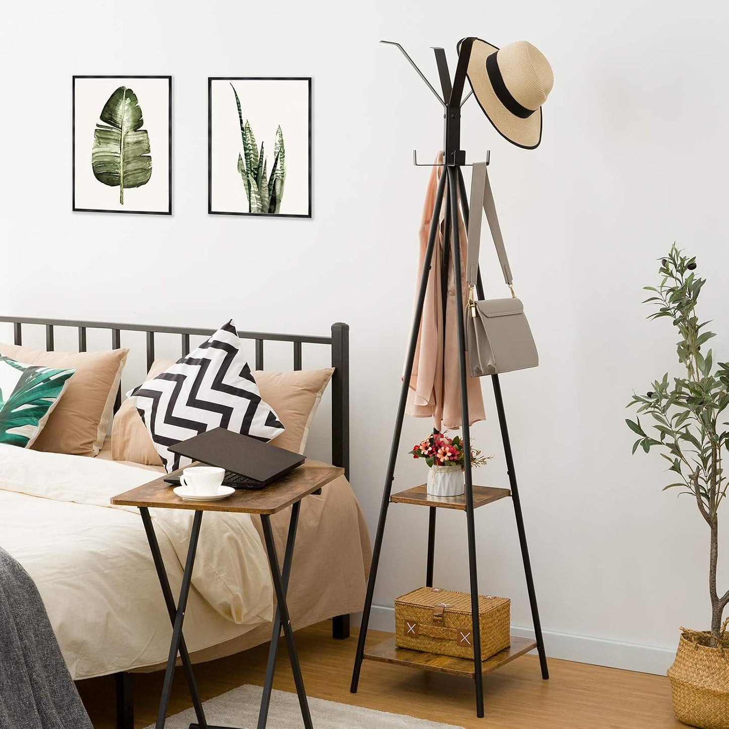Signature Home Vrijstaande Kapstok – Kledingstandaard met 8 Kledinghaken en 2 Opbergplanken – 42 × 42 × 179 cm – Stevig Metalen Garderoberek voor Jassen, Tassen & Hoeden – Vintage Stijl