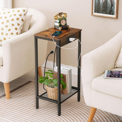 Signature Home Bijzettafel met Oplaadstation en Stopcontact – Smal Nachtkastje met Netplank – Hoge Telefoontafel voor Woonkamer en Slaapkamer – Vintage Bruin/Zwart