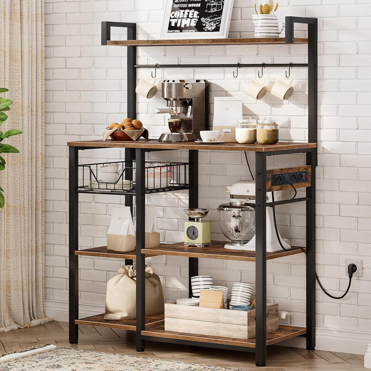 Signature Home Keukenrek met Stopcontacten – Staand Magnetronrek 40 × 90 × 132 cm – Opbergrek met Planken en 4 S-Haken – Keukenstelling voor Magnetron & Keukenapparatuur – Industrieel Vintage Bruin/Zwart