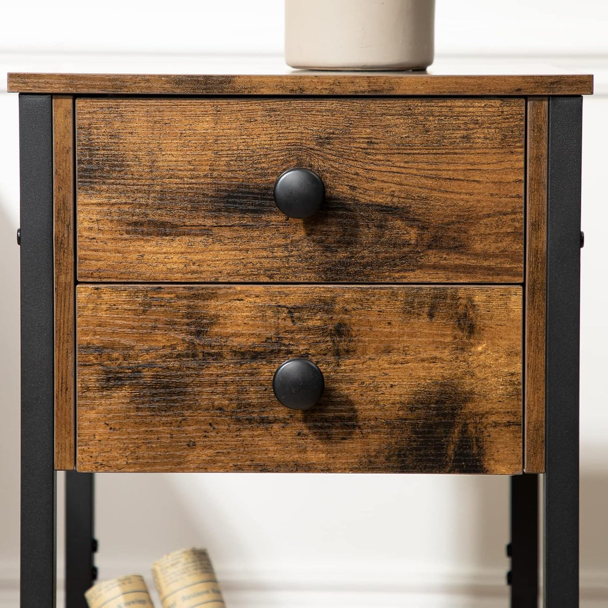 Signature Home Bijzettafel met 2 Lades en Opbergplanken – Hoge Telefoontafel en Nachtkastje – Smalle Sofatafel met Stevig Metalen Frame voor Woonkamer en Slaapkamer – Donkerbruin