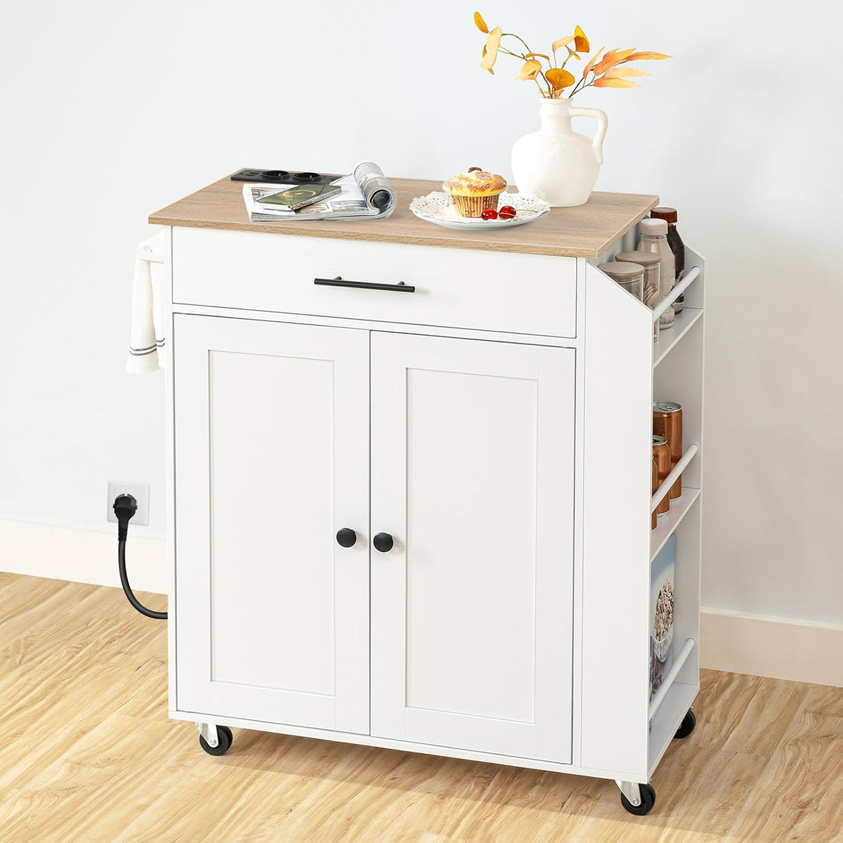 Signature Home Keukentrolley op Wielen met Werkblad en Stopcontacten – Verrijdbaar Kookeiland met Lade en Kruidenrek – Mobiele Keukenkast met Opbergruimte – Keukenwagen en Serveerwagen voor Keuken en Eetkamer – 80,8 x 38 x 86 cm